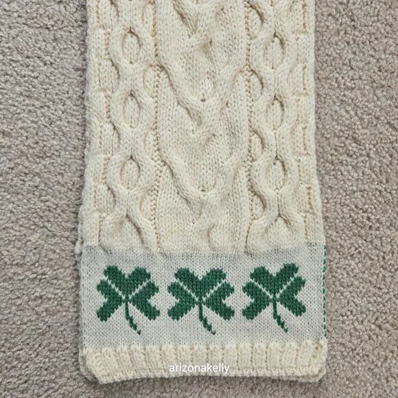 Aran Woolen Mills Merino Wool Scarf with Shamrocks Ireland - Picture 2 of 10